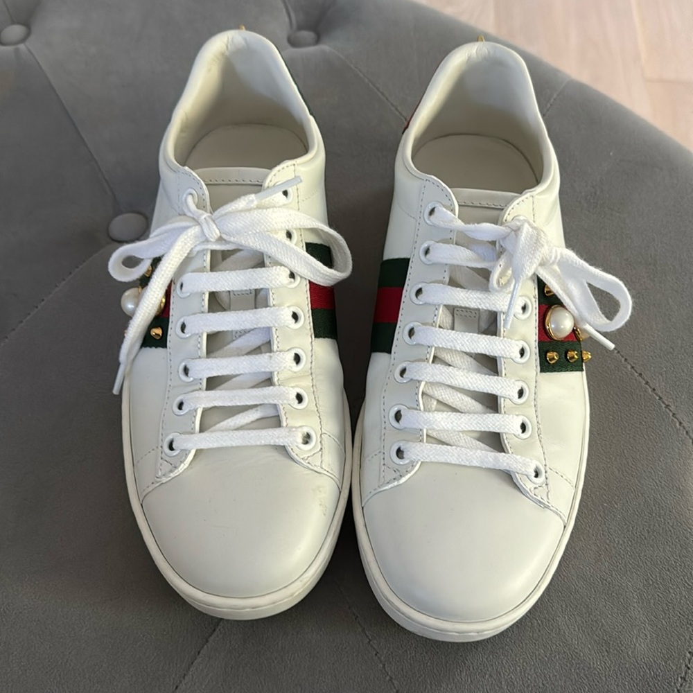 100% authentic Gucci sneakers